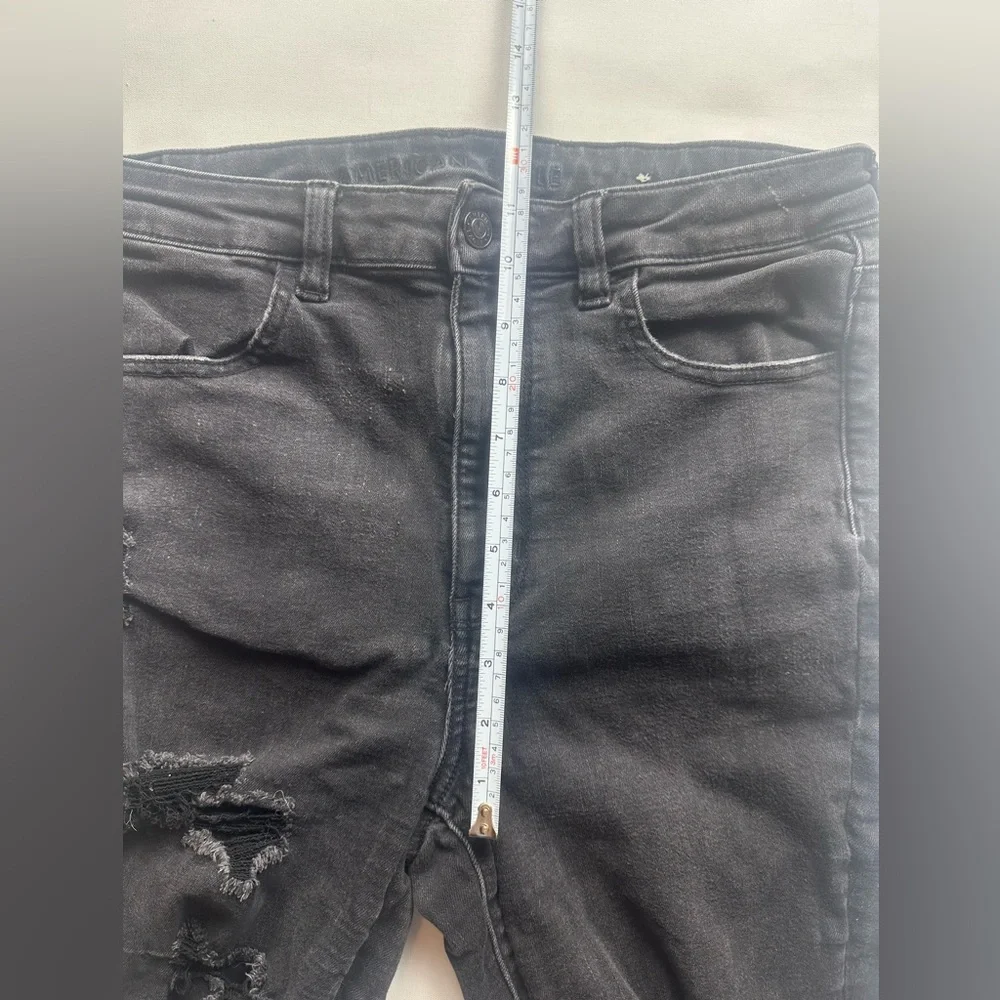 AE Distressed Black Skinny Jeans. Super high waist. Fits size 10-12